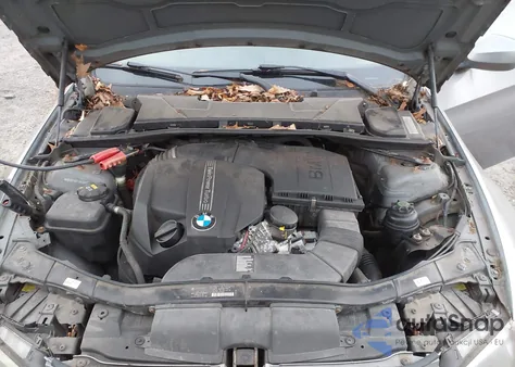 2011 BMW 335I xDrive z USA, uszkodzony, nr VIN WBAKF9C5XBE619808